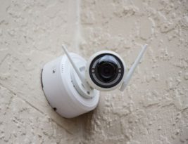 How to Select the Right Home Security Camera System?
