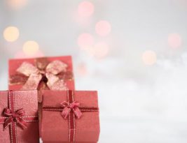 What Are the Best Subscription Box Gifts That Keep on Giving?