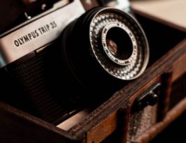 Which Compact Cameras Capture Travel Memories Best?
